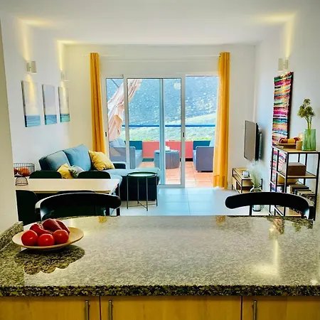 Ocean View Del Conde Apartment *