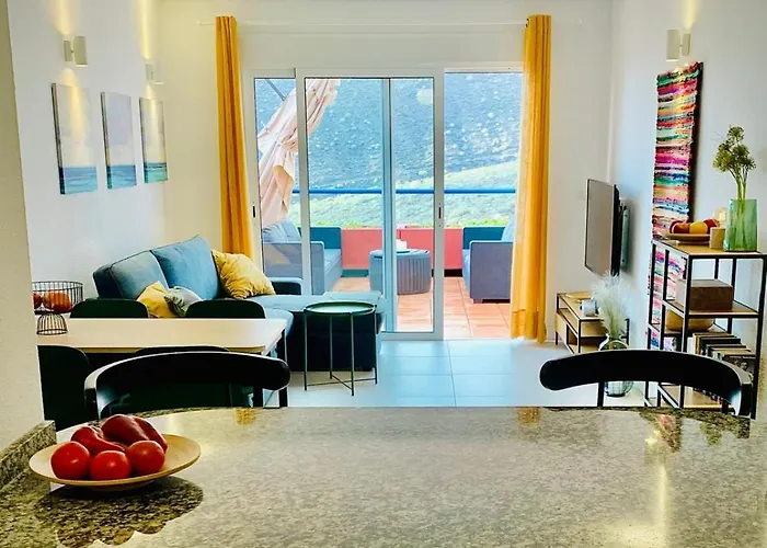Ocean View Del Conde Apartment *